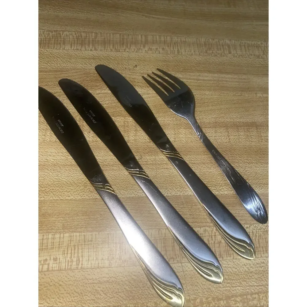 4 Pcs. KELLY GOLD Lenox Glossy 18/8 Gold Accent Stainless Steel Flatware